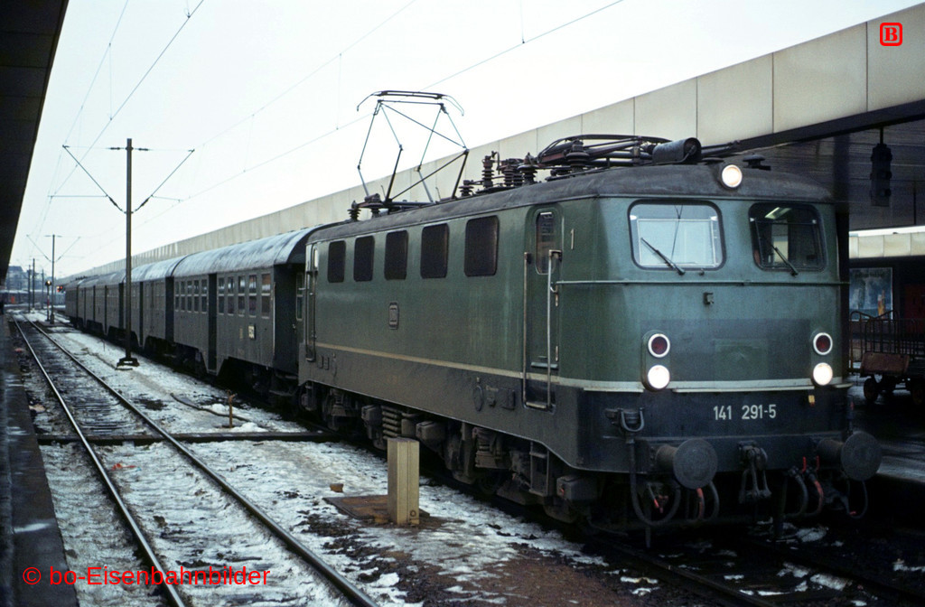 01659_141_11B_04-db.jpg