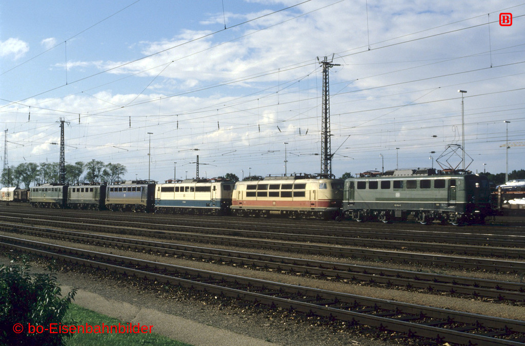 09769_140_07B_50-b.jpg