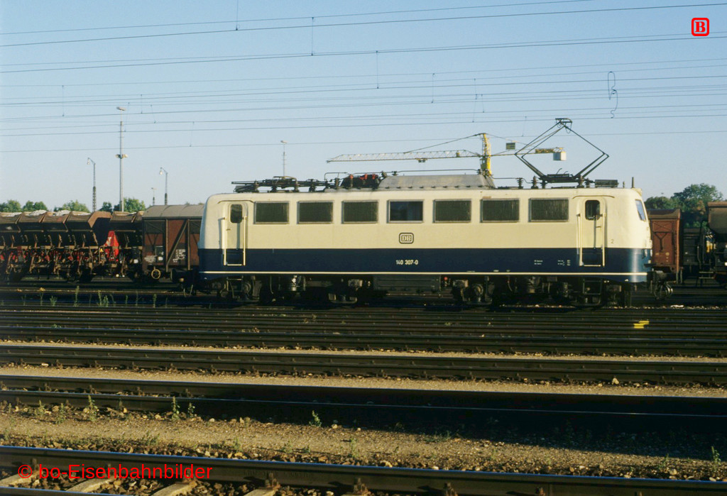 09817_140_10B_15-da.jpg