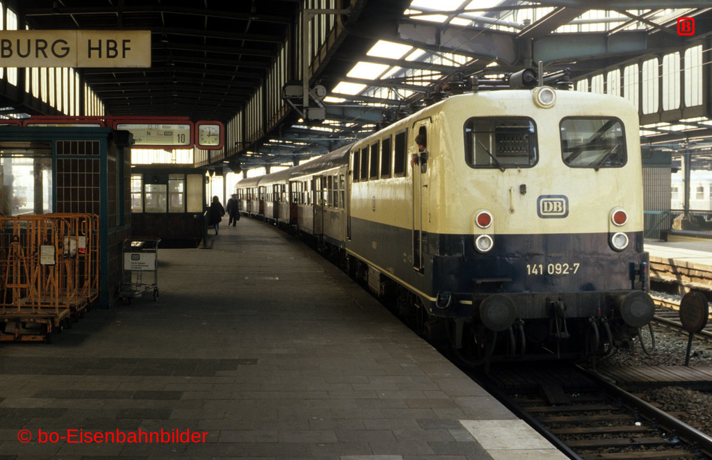 10312_141_04A_49-db.jpg