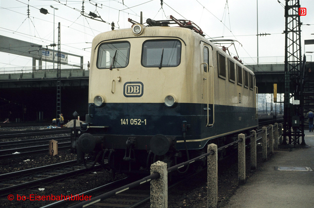 02732_141_02B_28-db.jpg
