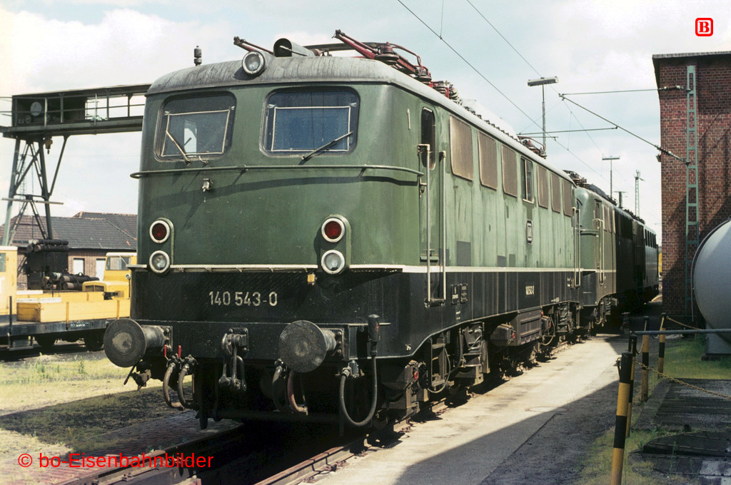 04112_140_16B_32-db.jpg